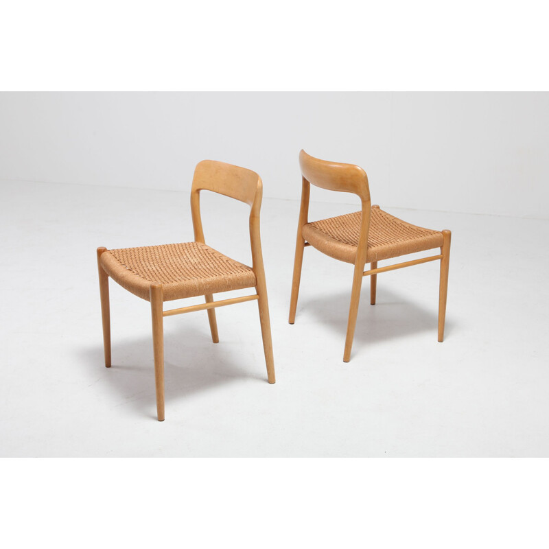 Set of 6 chairs in oakwood by Niels O. Möller