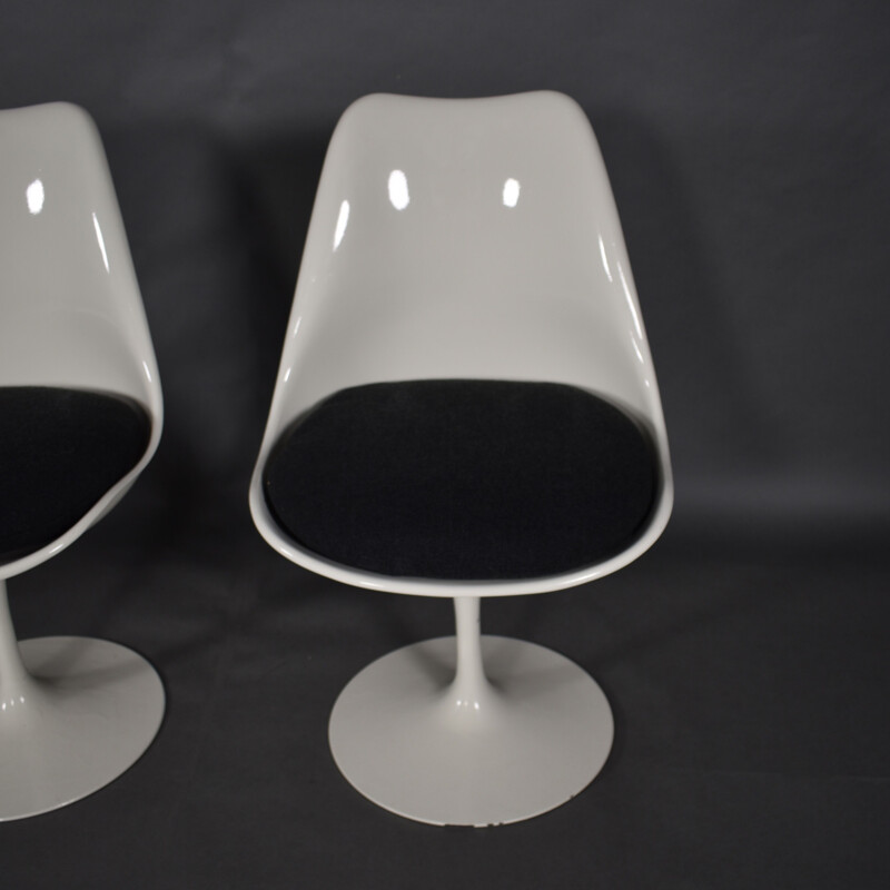 Suite de 3 chaises vintage Tulip par Eero Saarinen Knoll