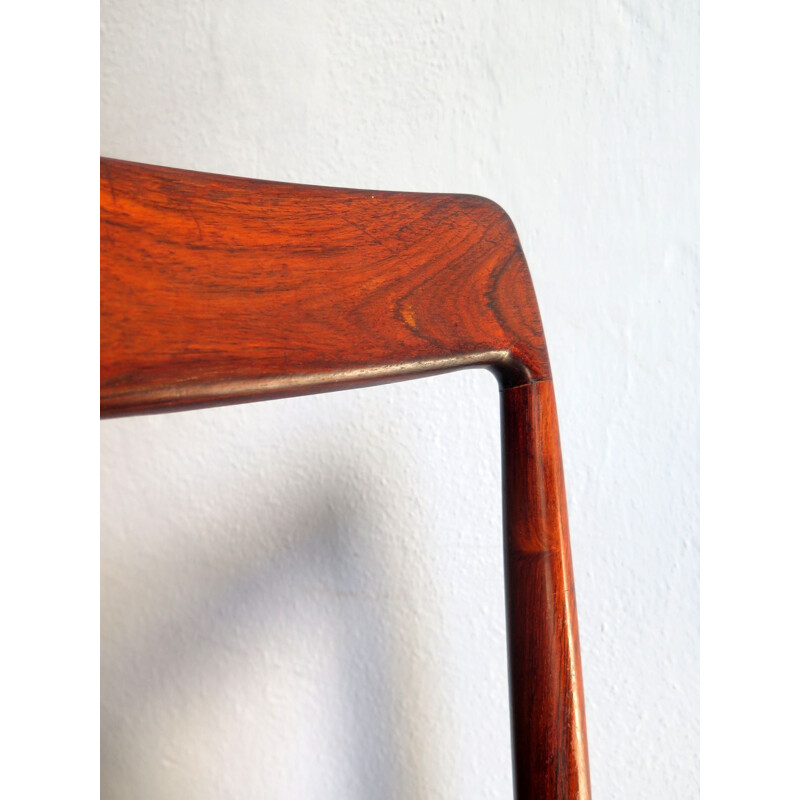 Suite de 4 chaises vintage en cuir et palissandre