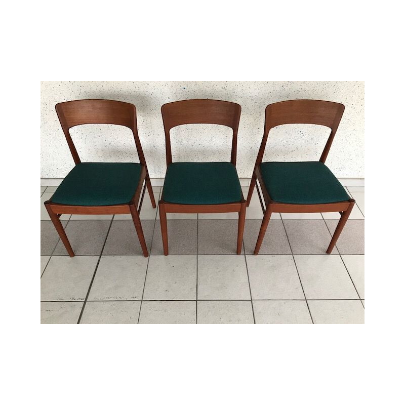 Suite de 3 chaises scandinaves en teck