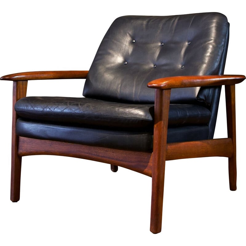Pair of Scandinavian armchairs in black leather and teak