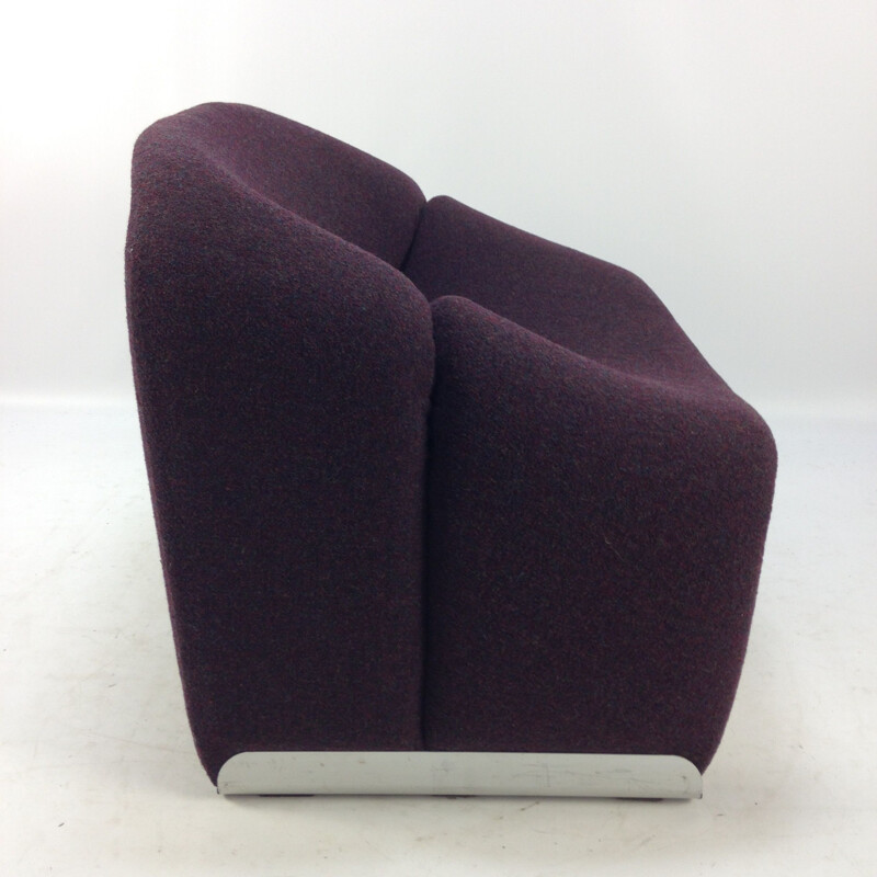 Vintage F598 Groovy armchair for Artifort in purple fabric and aluminium 1980