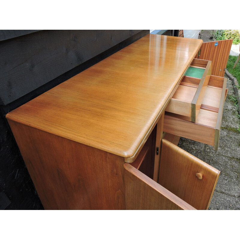 Vintage sideboard for Nathan in oakwood 1950