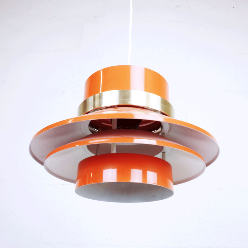 Vintage metal suspension for a pleasant diffusion of light, Sweden 1960