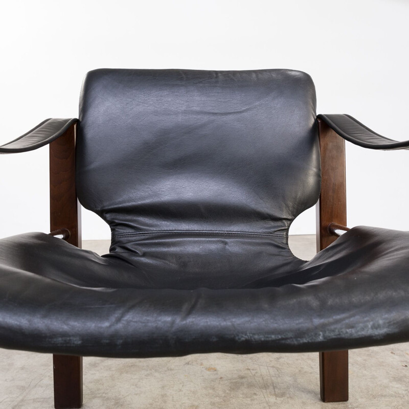 Suite de 2 fauteuils Chelsea en cuir noir par Maurice Burke pour Pozza