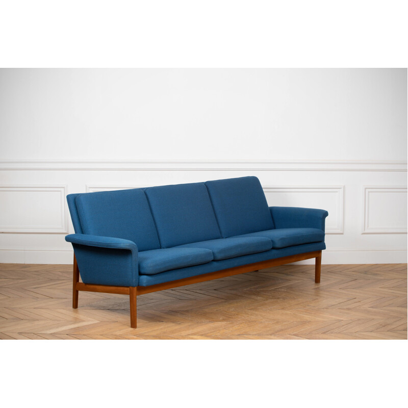 Jupiter sofa by Finn Juhl, model 218