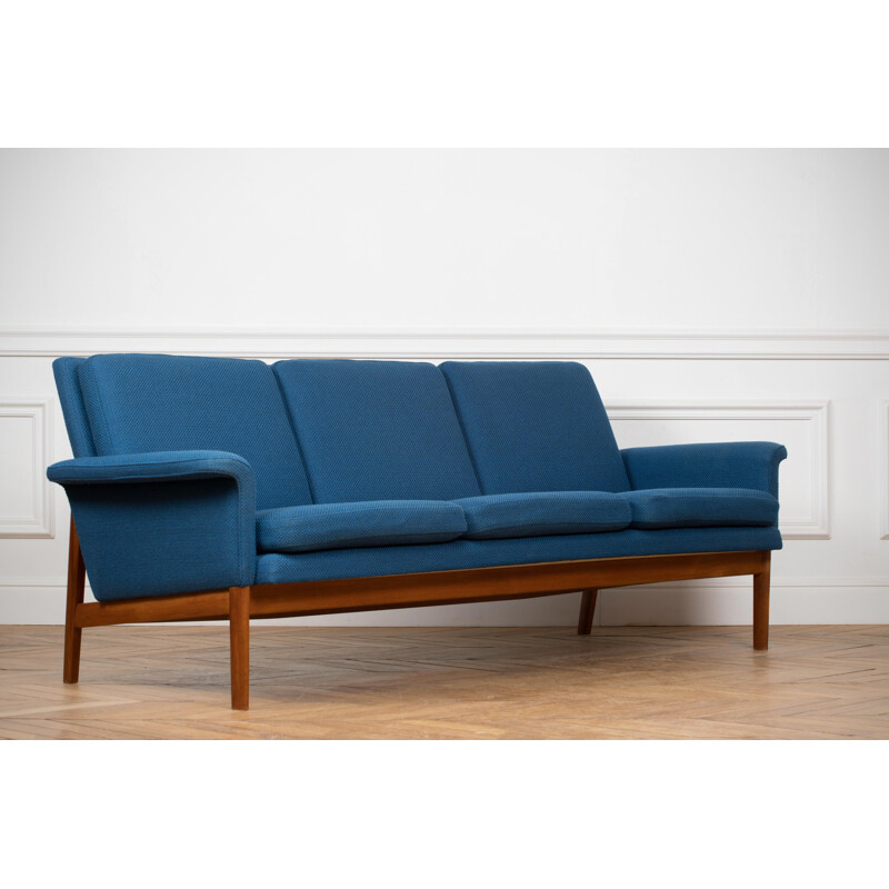 Jupiter sofa by Finn Juhl, model 218