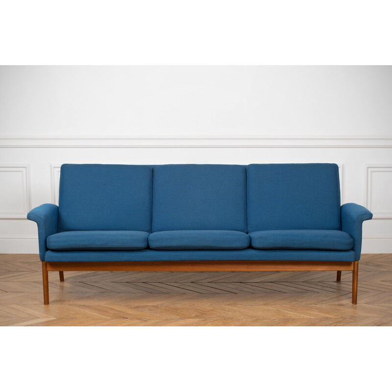 Jupiter sofa by Finn Juhl, model 218