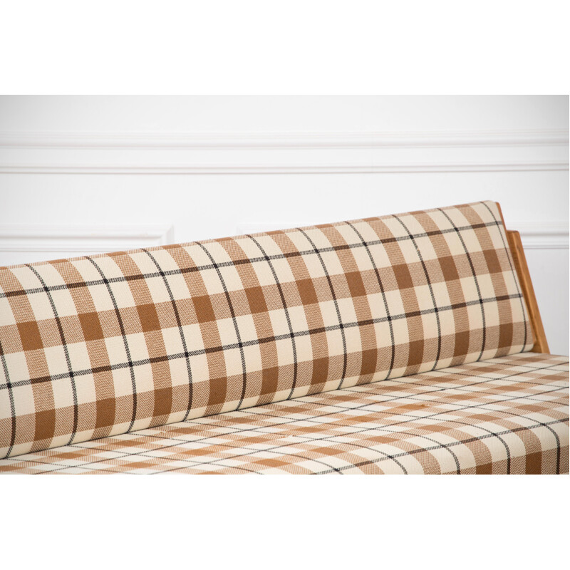 GE6 Daybed sofa by Hans J. Wegner for Getama