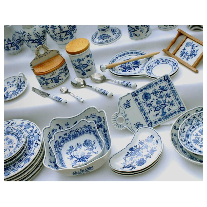 Set van 305 vintage zwiebelmuste porseleinen serviesgoed van Meissen, Duitsland 1992
