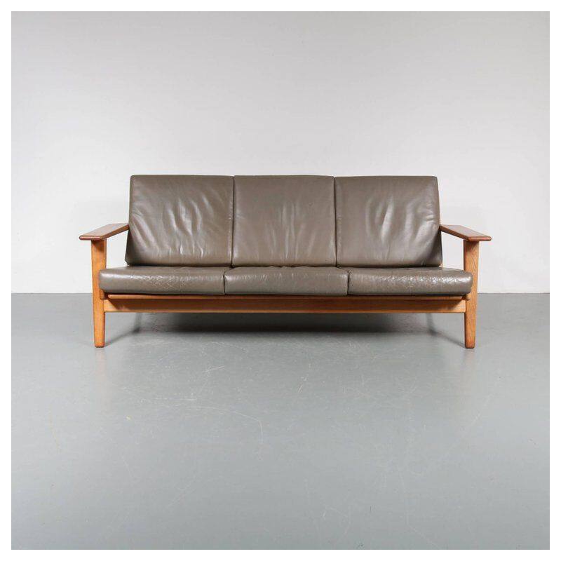 3-seater sofa in grey leather by Hans J. Wegner for GETAMA