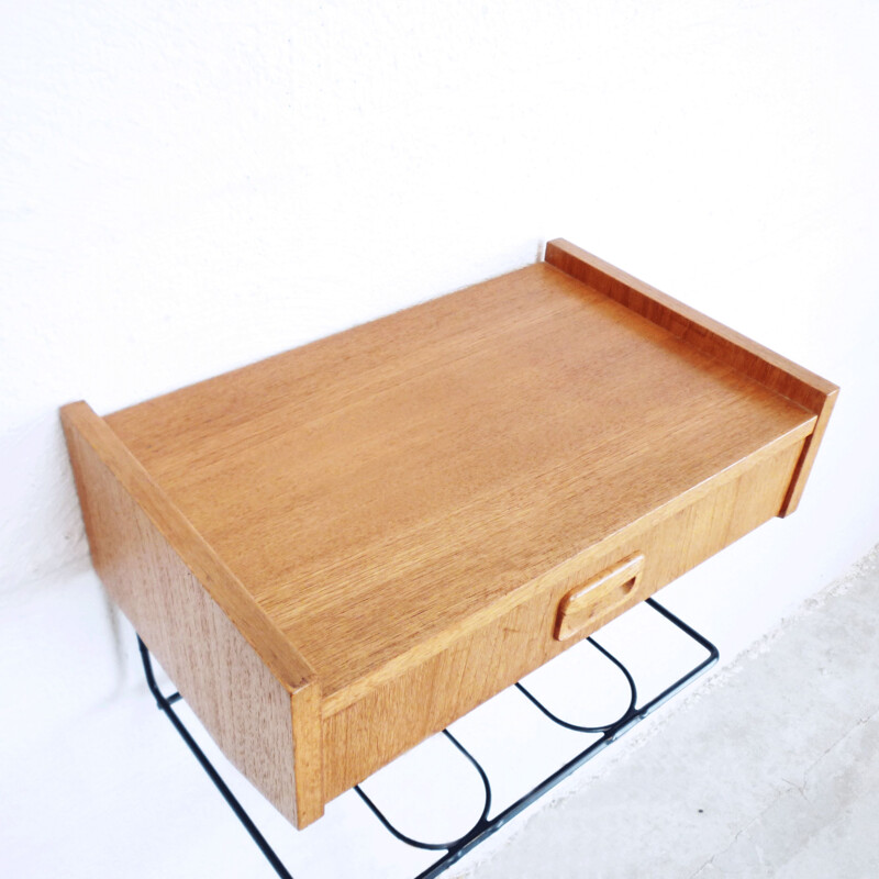 Hanging bedside table in teak