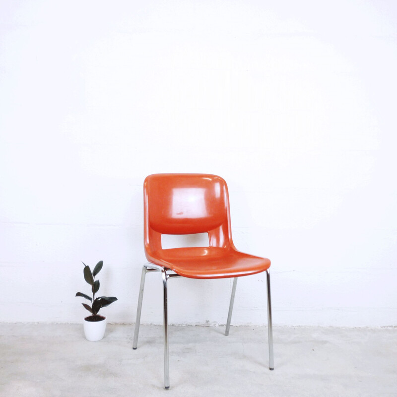 Chaise d'écolier orange en plastique par ISKU OY