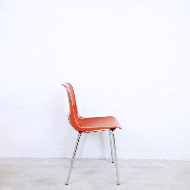Chaise d'écolier orange en plastique par ISKU OY