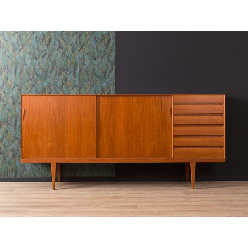 Sideboard in teak by Henry Rosengren Hansen for Brande