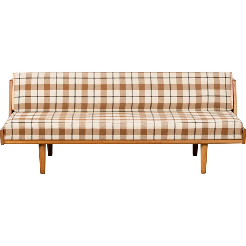 GE6 Daybed sofa by Hans J. Wegner for Getama