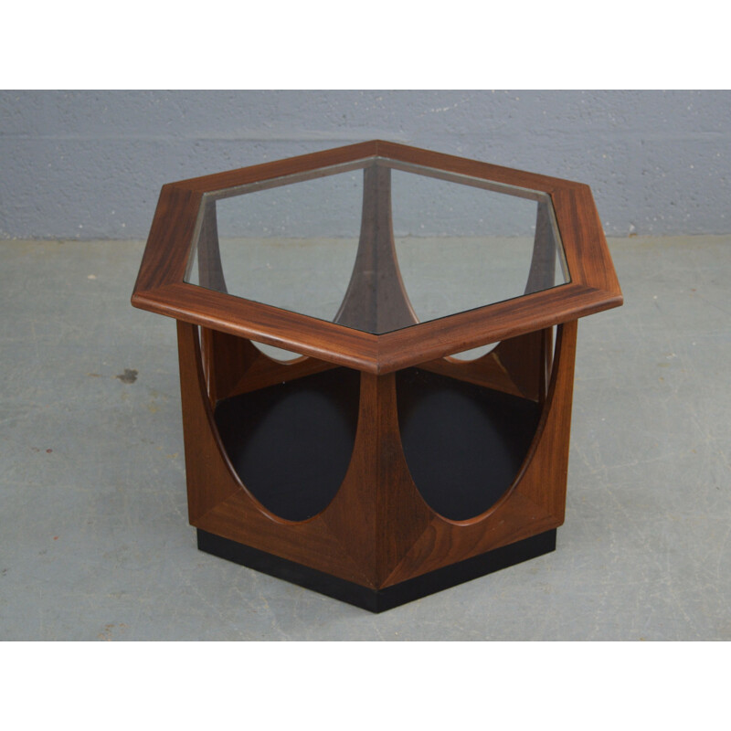 Table basse vintage hexagonale par Victor Wilkins 1960