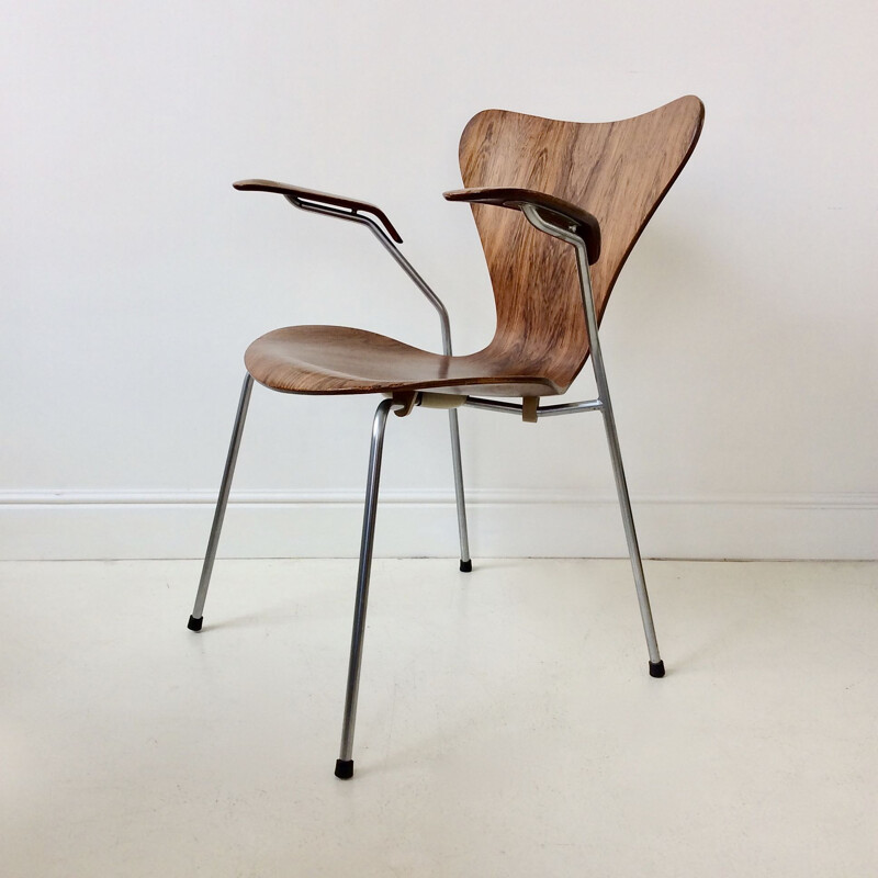 Chaise à repas vintage en palissandre modèle 3207 par Fritz Hansen,Danemark,1955