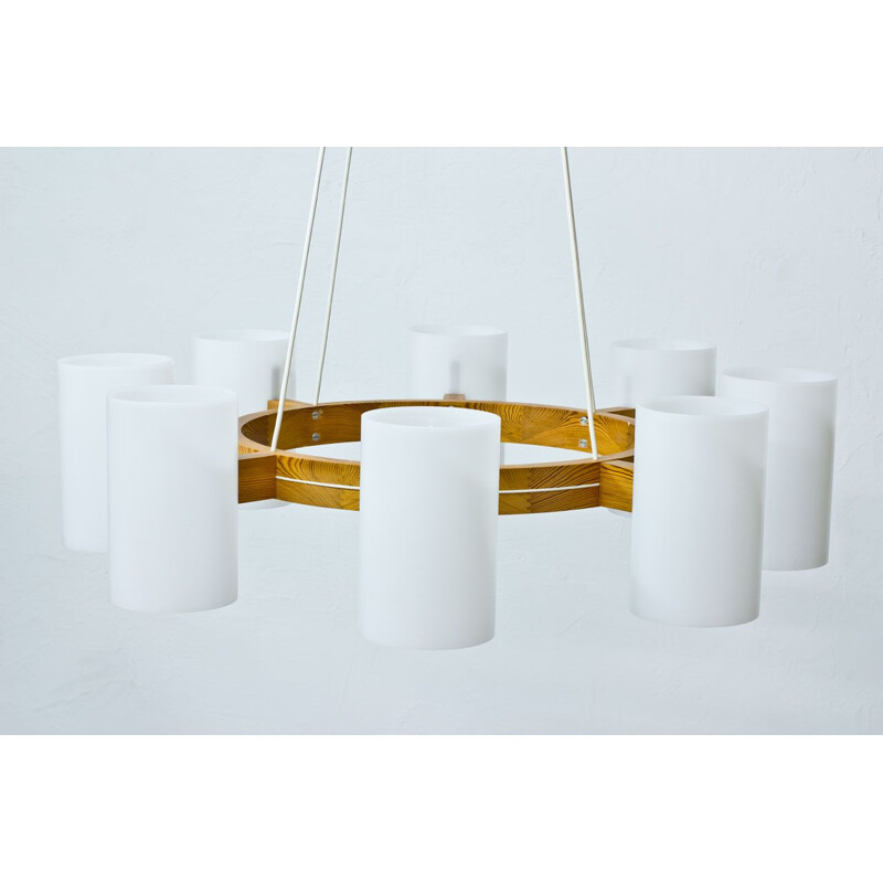 Vintage chandelier with little wear and tear by Uno and Östen Kristiansson for Luxus, Sweden 1960