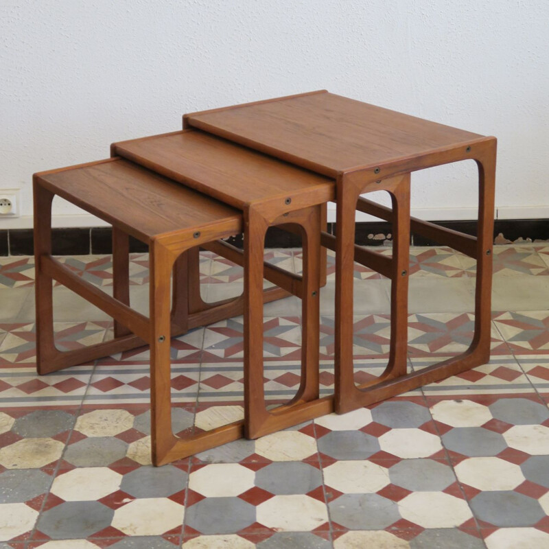Ensemble de tables vintage gigognes danoises en teck 1960