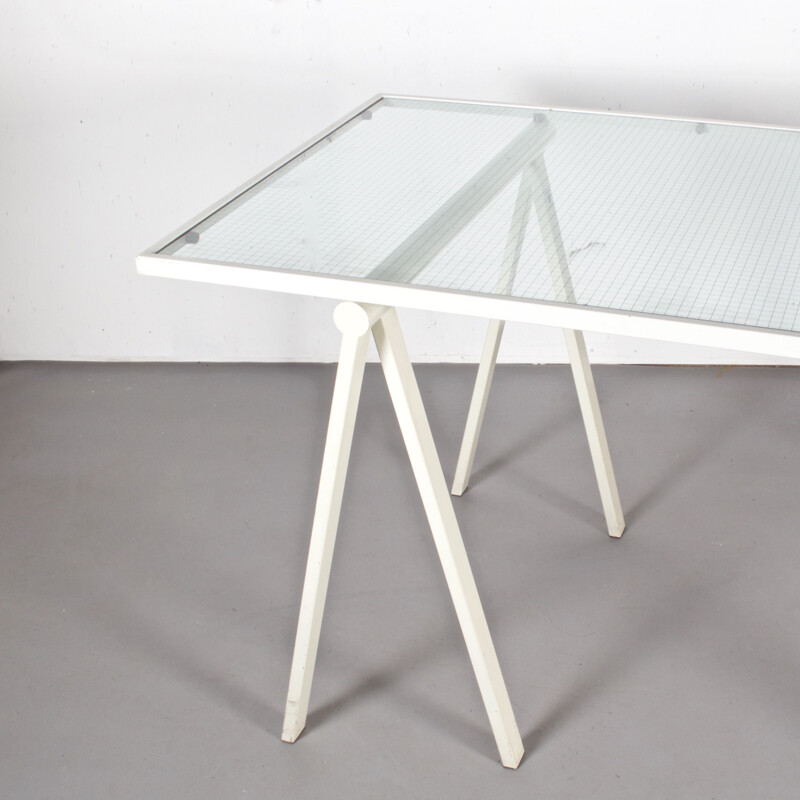 Table vintage par Rodney Kinsman en métal blanc et verre 1970