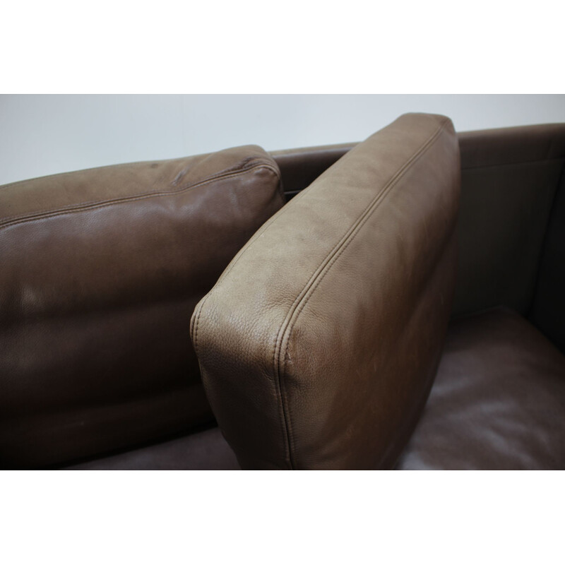 Vintage Danish 2-seater sofa in leather from the 60s