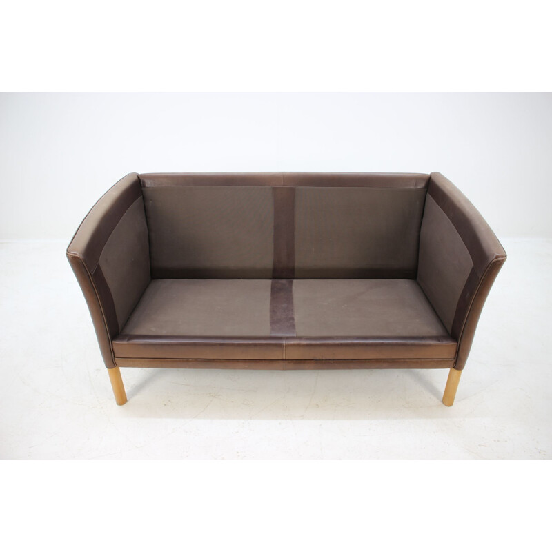 Vintage Danish 2-seater sofa in leather from the 60s