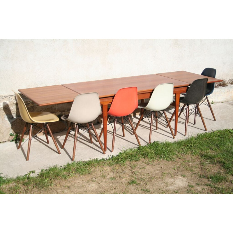 Table vintage danoise pour Ivan Gern en teck 1960