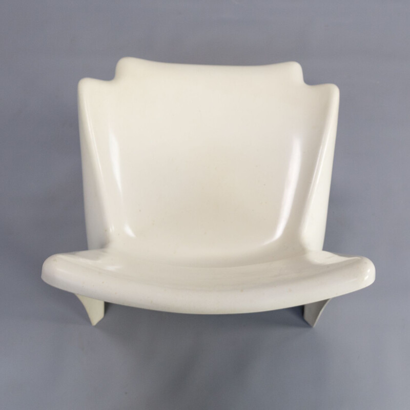 Pair of white BA1171 chairs by Helmut Bätzner