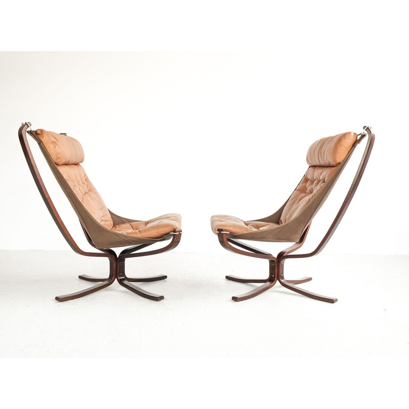 Set of 2 vintage high back Falcon armchairs by Sigurd Resell 1970s