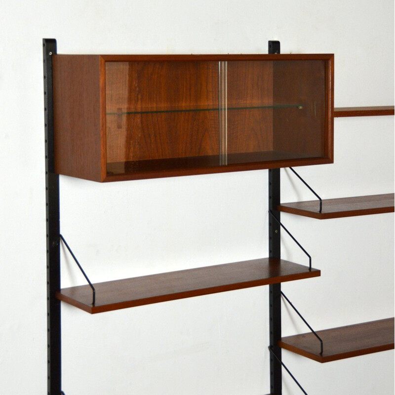 Royal System modular bookcase by Poul Cadovius