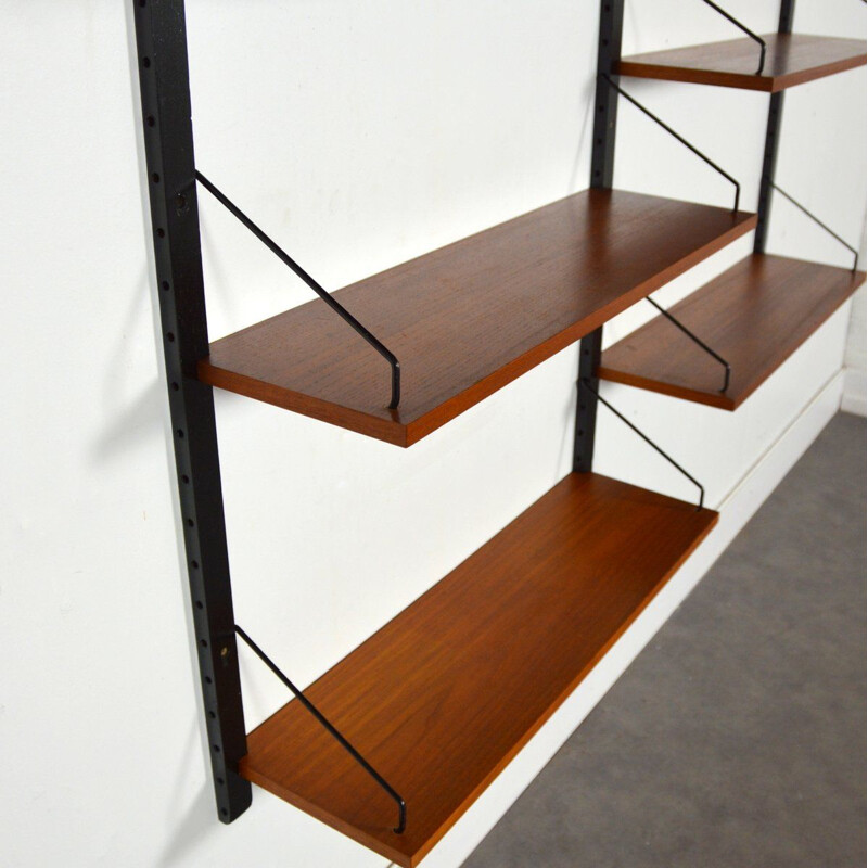 Royal System modular bookcase by Poul Cadovius