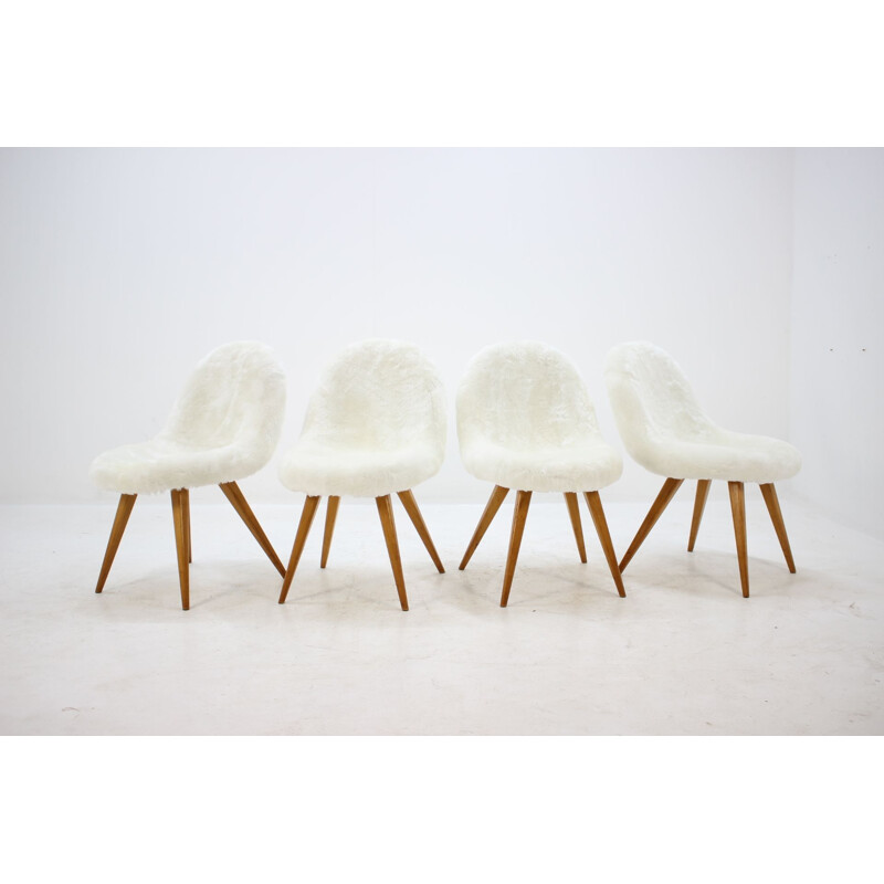Ensemble de 4 chaises vintage Shell Miroslav Navratil des années 1960