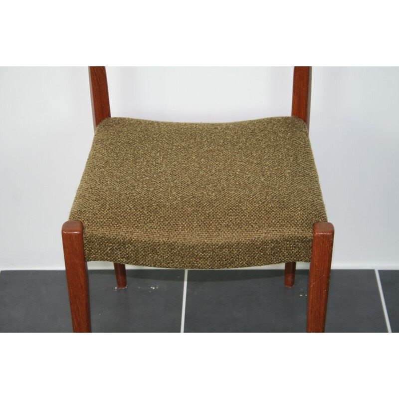 Vintage chair Scandinavian style in teak 1960