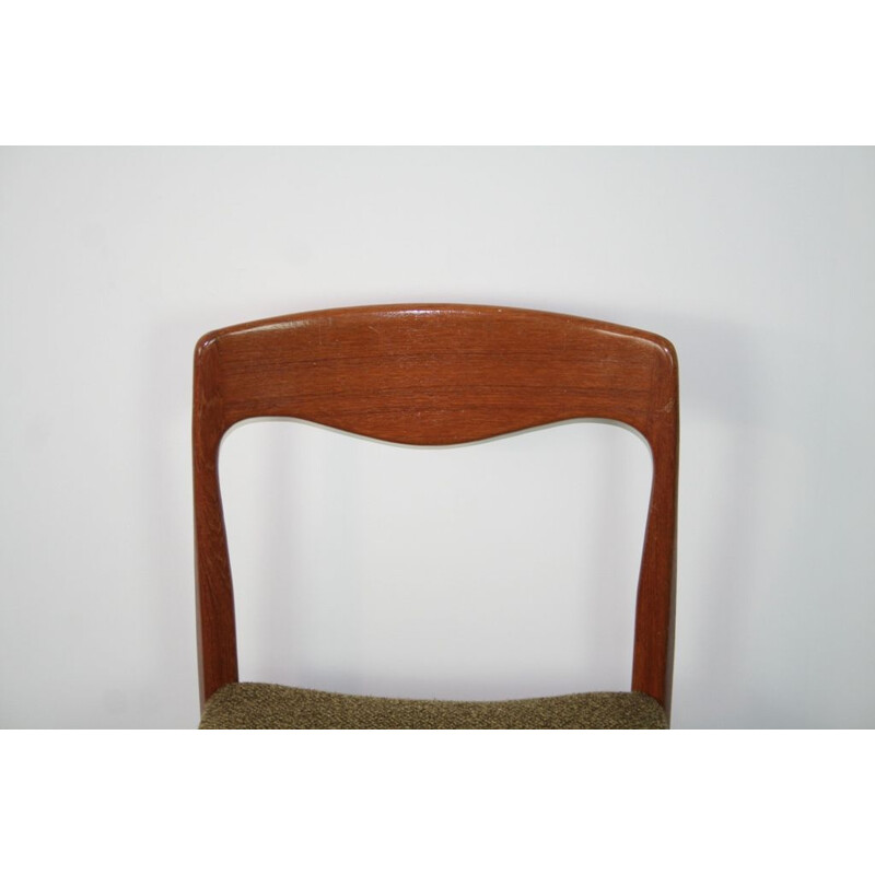 Vintage chair Scandinavian style in teak 1960