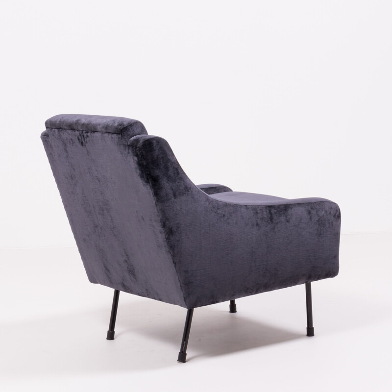 Fauteuil vintage en velours bleu foncé 1950