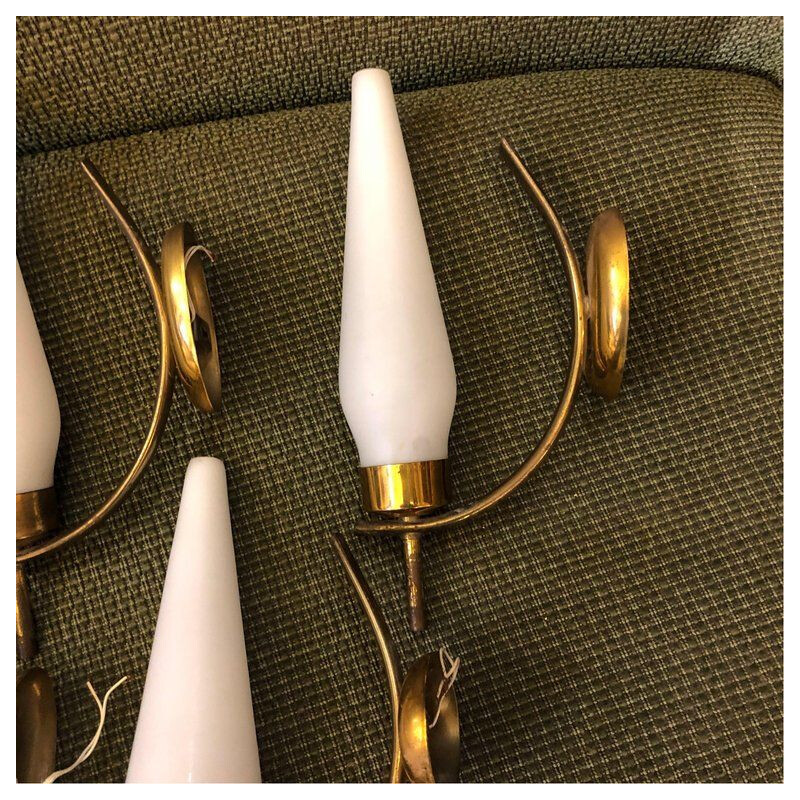 Vintage set of 4 wall lights in brass and Italian glass, 1950
