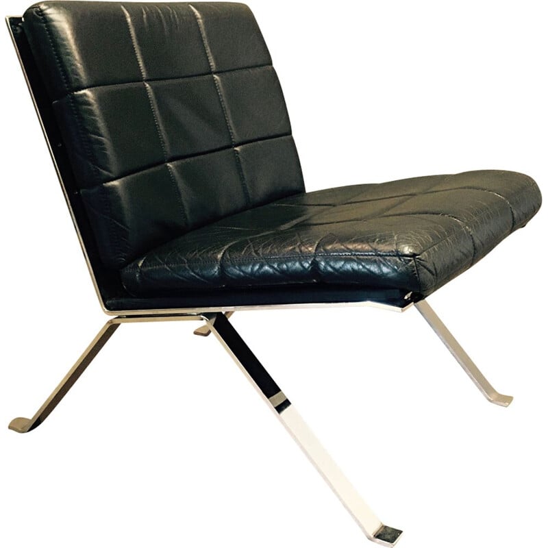 Vintage armchair in black leather by Hans Eichenberger 1960