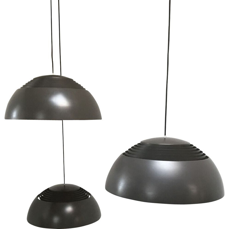 Vintage aj royal pendant lamp by Arne Jacobsen for Louis Poulsen, 1960