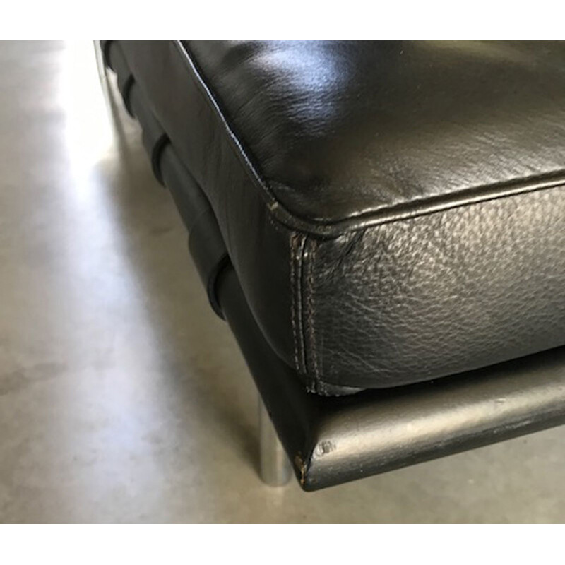 Vintage Barcelona daybed for Knoll in black leather