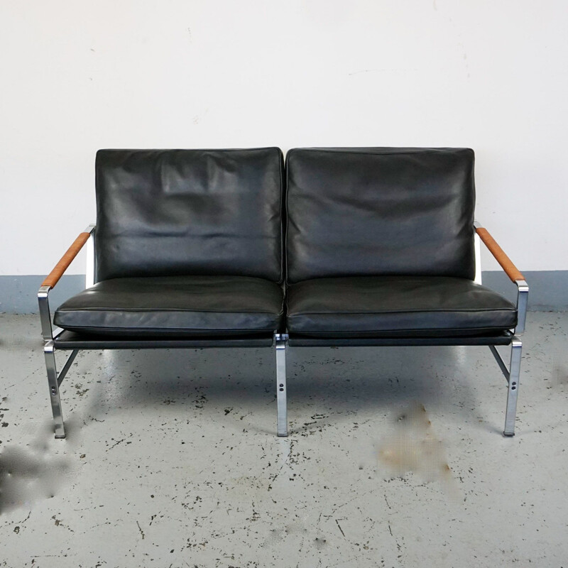 Vintage sofa for Lange in black leather and steel 1960