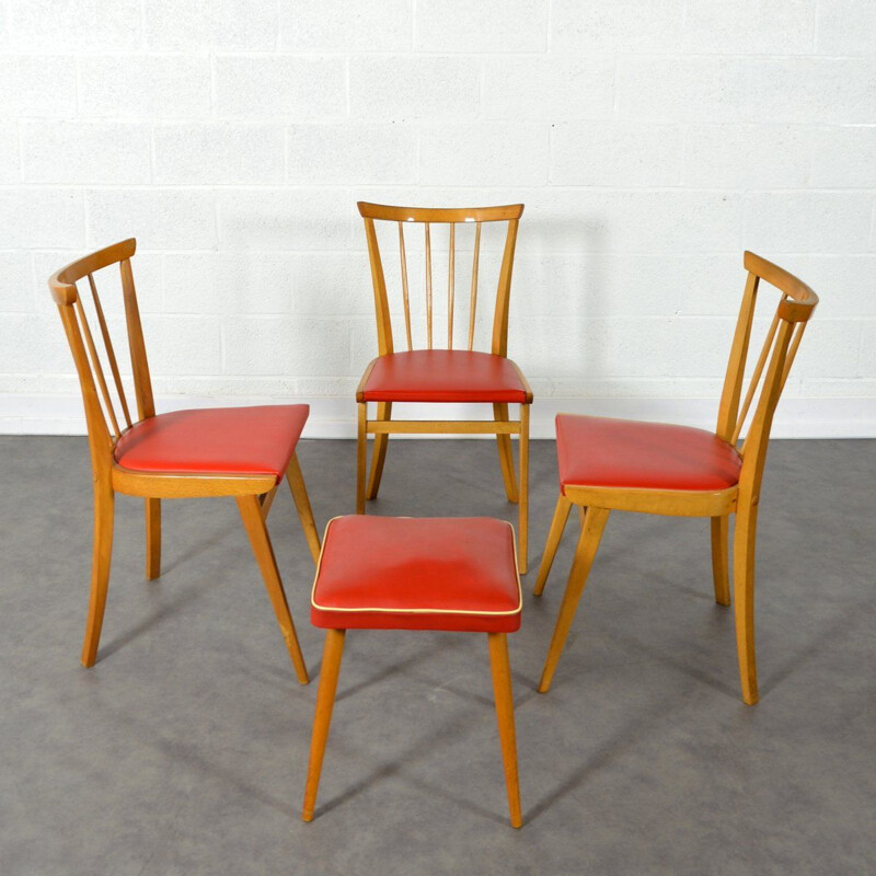 Set of 3 vintage chairs and 1 stool in wood and red vinyl 1960