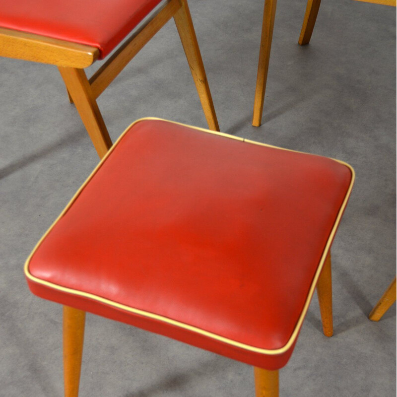 Set of 3 vintage chairs and 1 stool in wood and red vinyl 1960