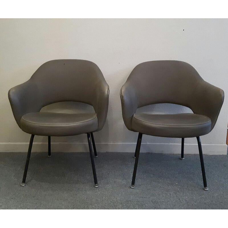 Pair of vintage Executive armchairs for Knoll international in green leatherette and metal