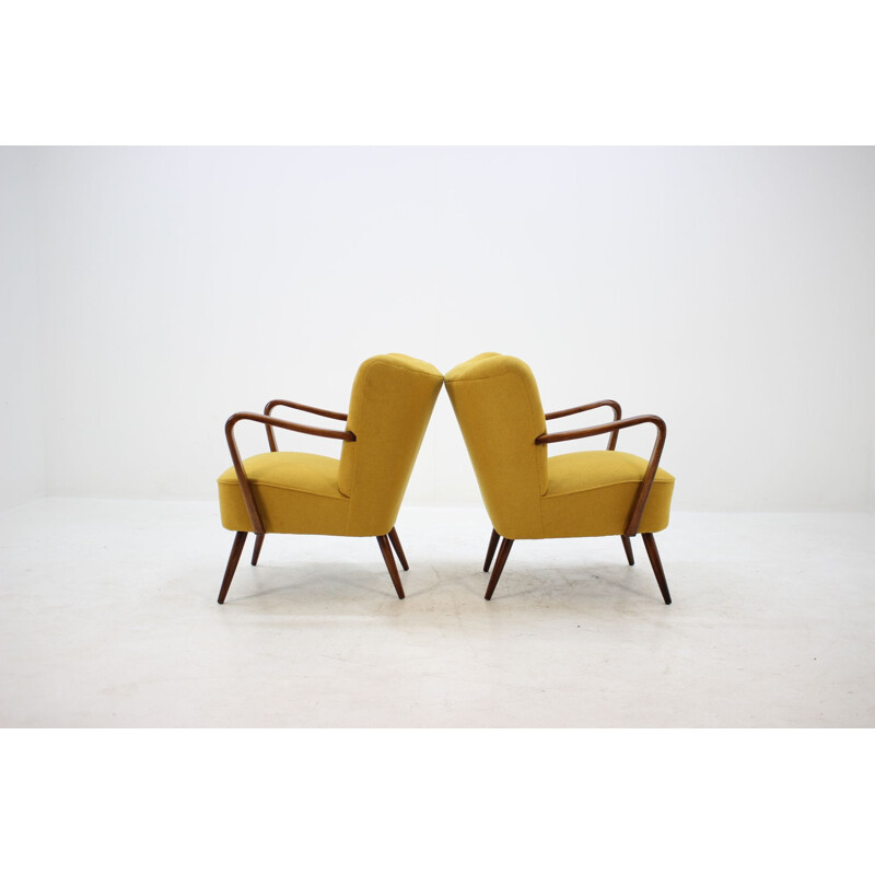 Set of 2 vintage czech armachairs in yellow fabric and wood 1950
