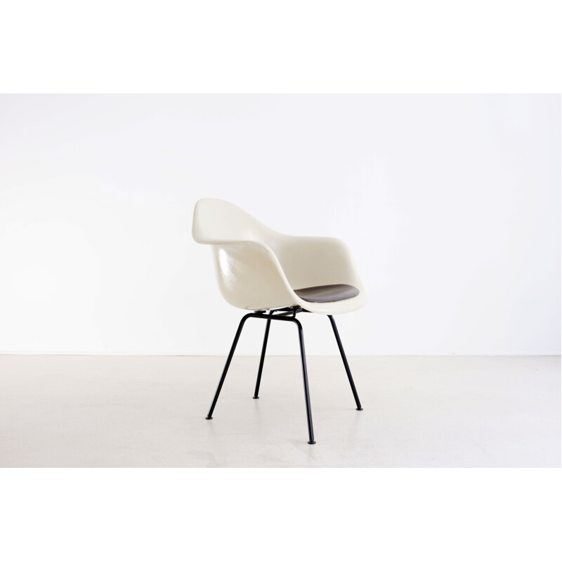 Vintage armchair DAX Charles and Ray Eames
