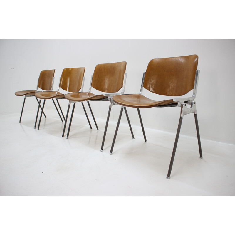 Set of 4 dining chairs by Giancarlo Piretti for Castelli,1960