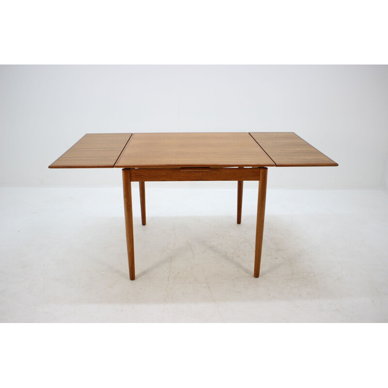 Vintage Danish extendable table in teak,1960
