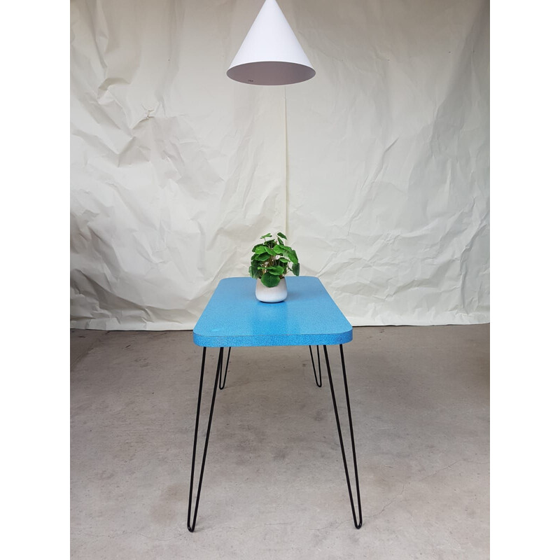 Vintage table in blue formica with hairpin legs 1950