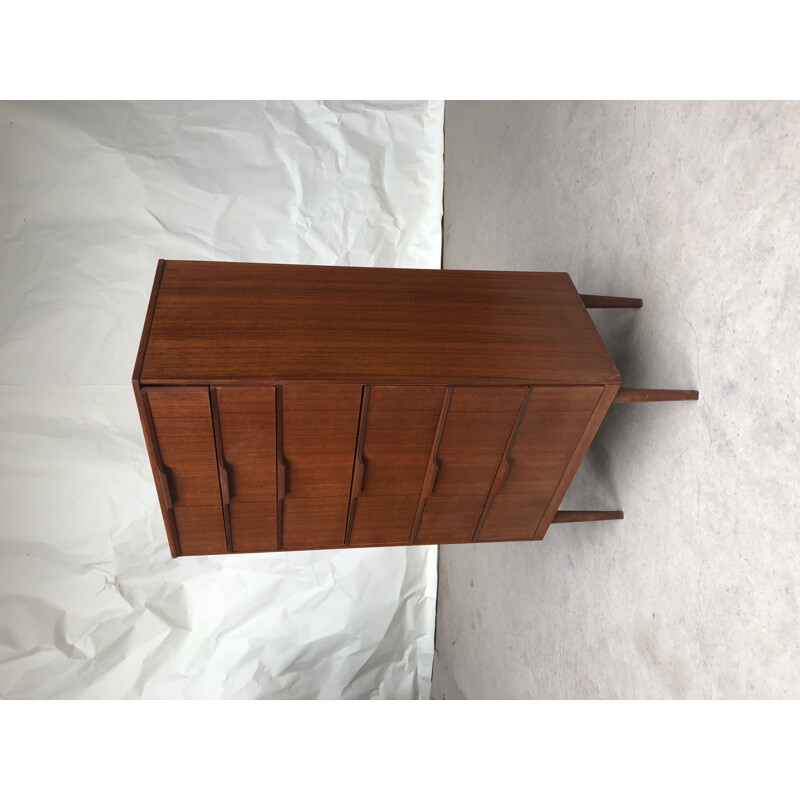 Vintage danish chest of drawers in wood 1970